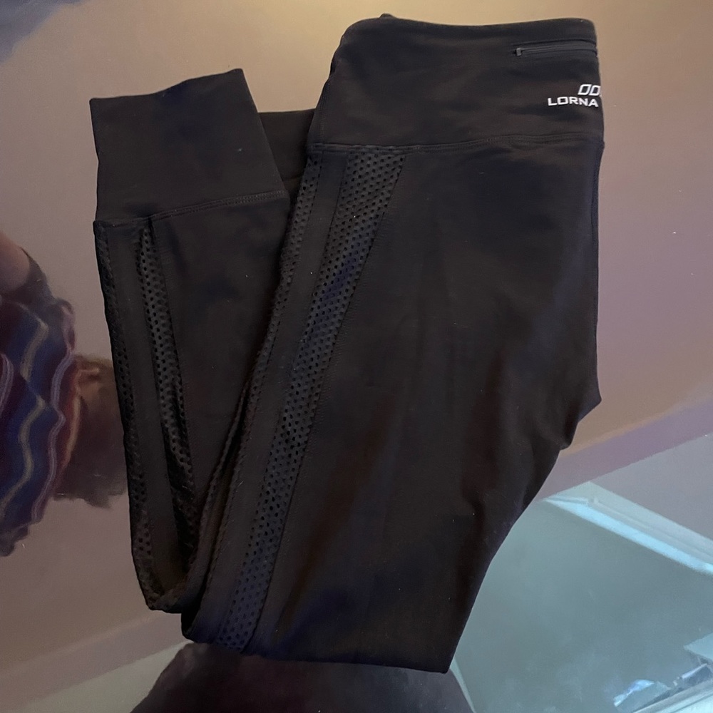 Lorna Jane - Dash Core Ankle Biter Tight M
